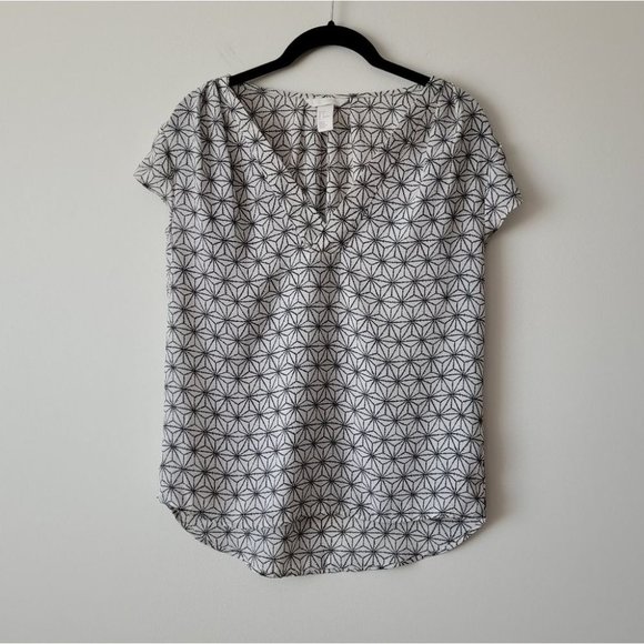H&m Geometric Pattern Short Sleeve Blouse Size 4 - Picture 10 of 10